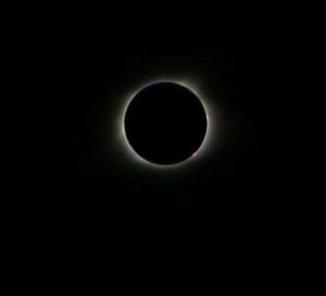 Pic 13 - A 1/500s exposure revealed solar prominences, around the three-o-clock and five-o-clock positions